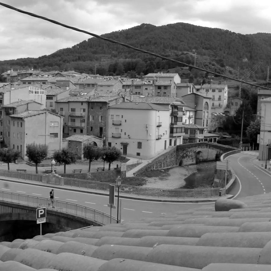 Hostal Fonda Cerdanya La Pobla de Lillet Ngoại thất bức ảnh